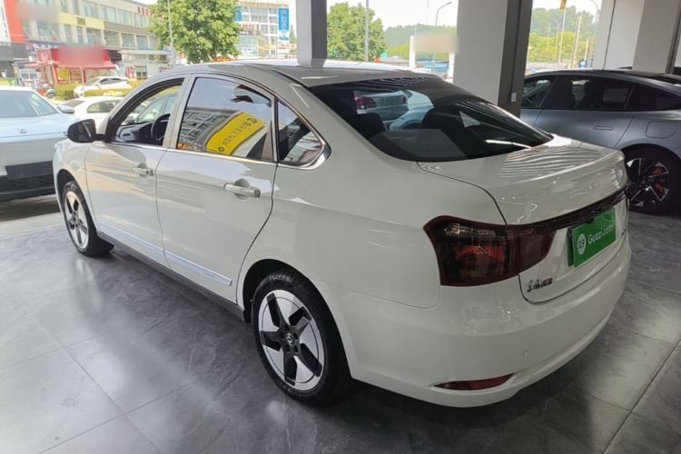 Used Dongfeng Aeolus E70 2023 400H Battery-Swap Rental Version Rear Left 45 Deg