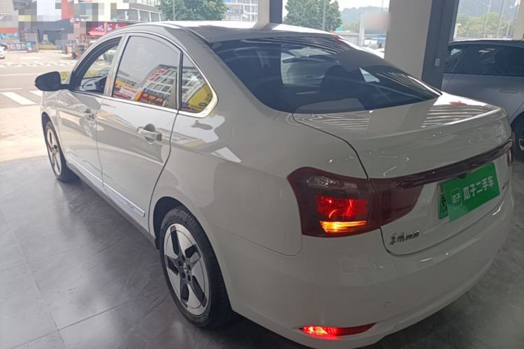 Used Dongfeng Aeolus E70 2023 400H Battery-Swap Rental Version Rear Left 45 Deg