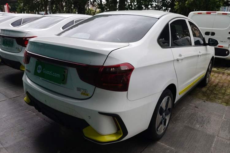 Used Dongfeng Aeolus E70 2023 Revised PRO Smart Drive Version Rear Right 45 Deg