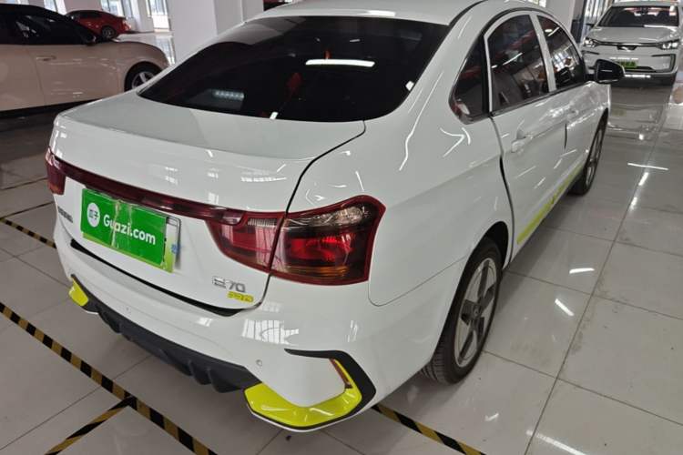 Used Dongfeng Aeolus E70 2023 PRO Comfort Edition Rear Right 45 Deg