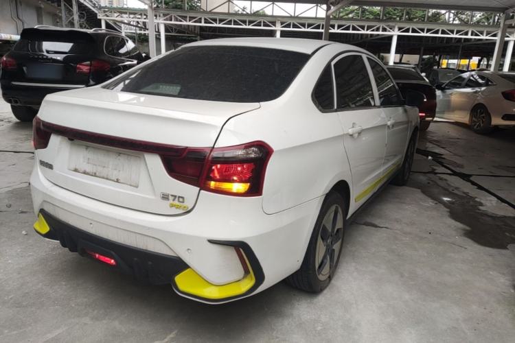 Used Dongfeng Aeolus E70 2023 PRO Comfort Edition Rear Right 45 Deg