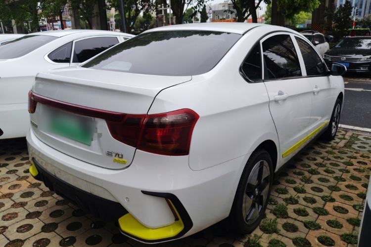 Used Dongfeng Aeolus E70 2023 Revised PRO Smart Drive Version Rear Right 45 Deg