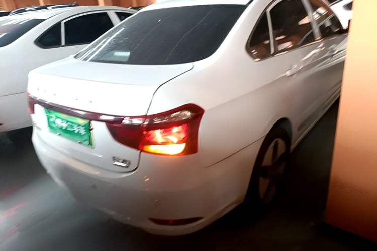 Used Dongfeng Aeolus E70 2023 360H Battery-Swap Version Rear Right 45 Deg