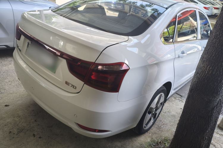 Used Dongfeng Aeolus E70 2023 400H Battery-Swap Rental Version Rear Right 45 Deg