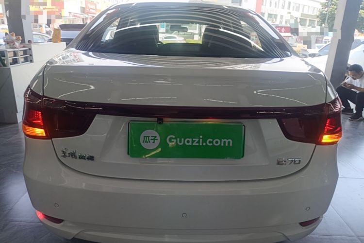 Used Dongfeng Aeolus E70 2023 400H Battery-Swap Rental Version Rear