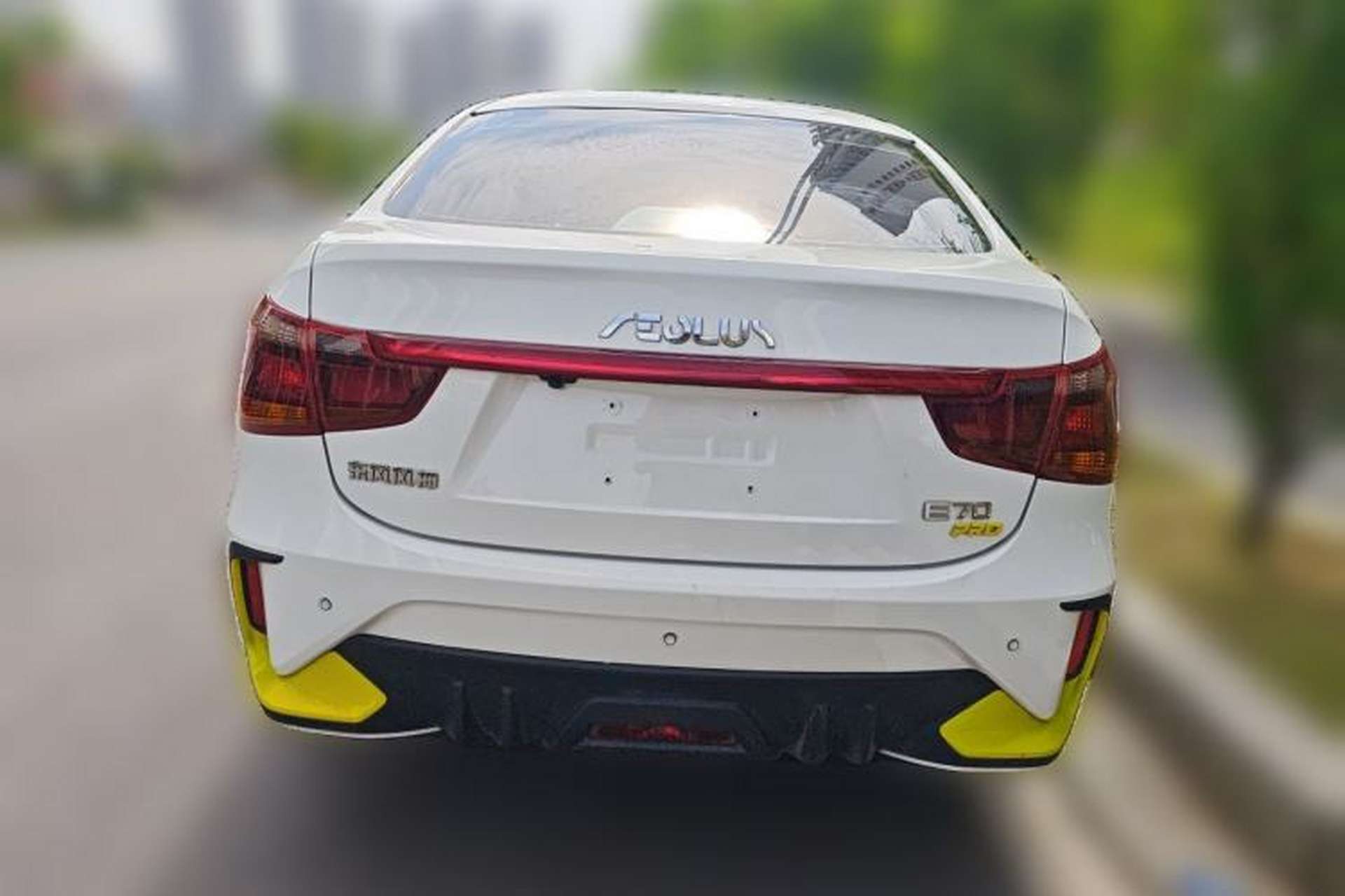 Used Dongfeng Aeolus E70 2023 PRO Comfort Edition Rear