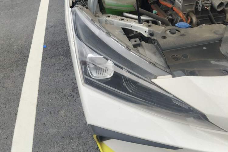 Used Dongfeng Aeolus E70 2023 PRO Comfort Edition Right Front Headlight