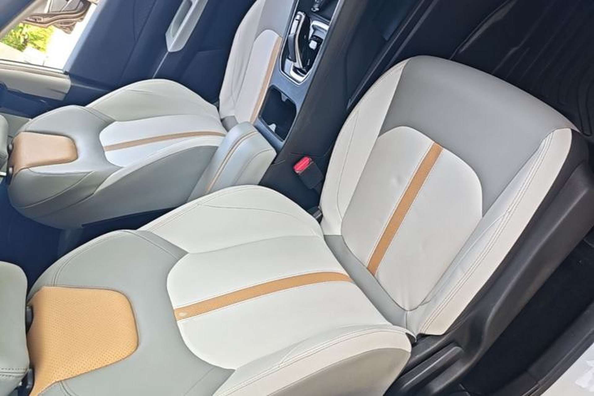 Used Dongfeng Aeolus E70 2023 PRO Smart Drive Edition Right Front Seat