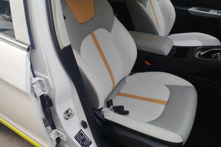 Used Dongfeng Aeolus E70 2023 Revised PRO Smart Drive Version Right Front Seat