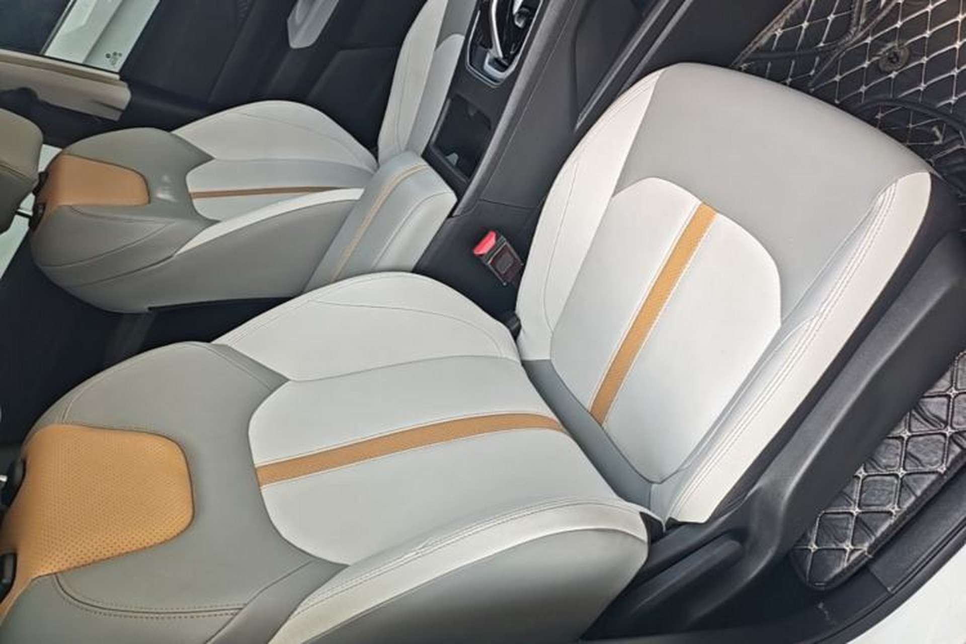 Used Dongfeng Aeolus E70 2023 PRO Smart Drive Edition Right Front Seat