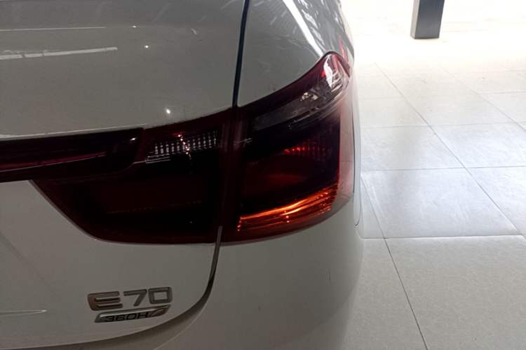 Used Dongfeng Aeolus E70 2023 360H Battery-Swap Version Right Rear Taillight