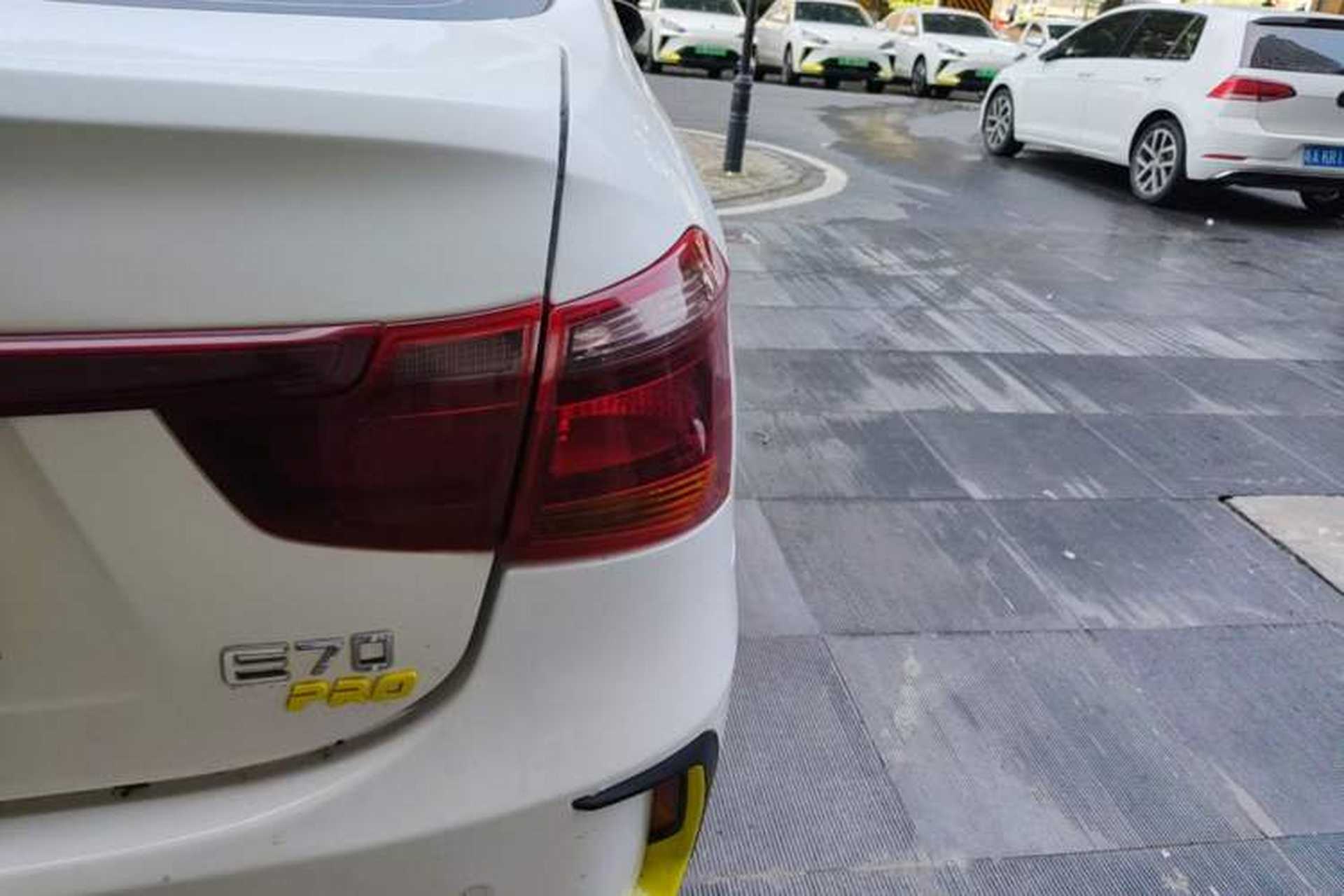 Used Dongfeng Aeolus E70 2023 Revised PRO Smart Drive Version Right Rear Taillight