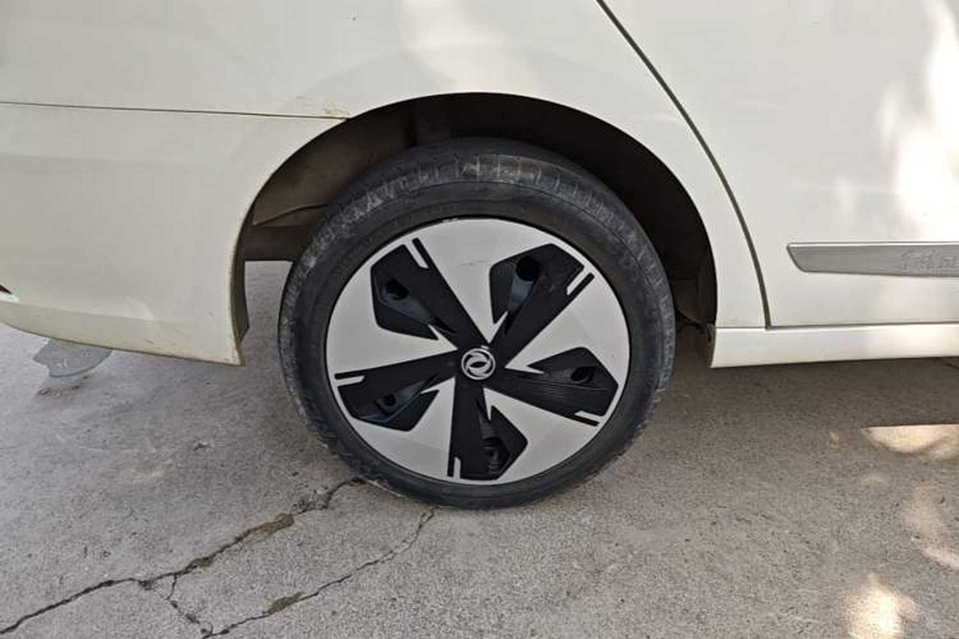 Used Dongfeng Aeolus E70 2023 500 Smart Edition Lithium-Ion Right Rear Wheel Hub