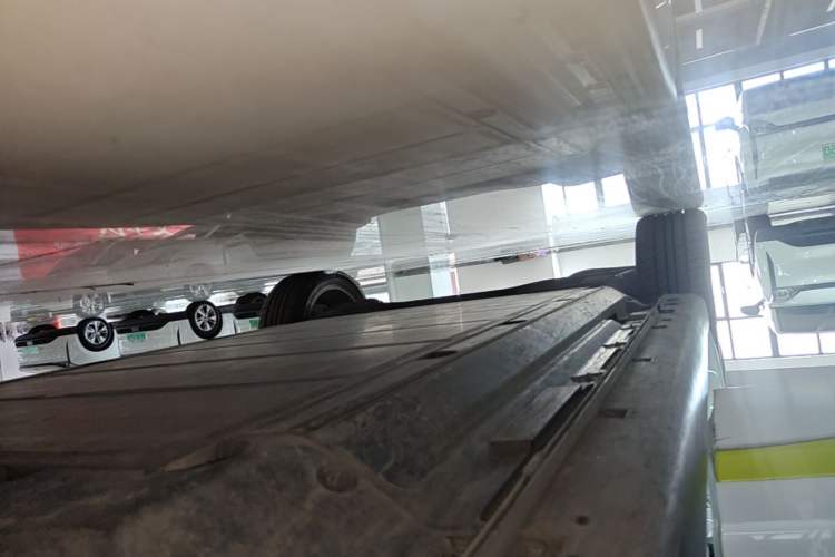 Used Dongfeng Aeolus E70 2023 PRO Comfort Edition Right Side Sill