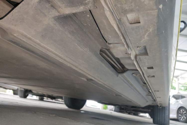 Used Dongfeng Aeolus E70 2023 PRO Comfort Edition Right Side Sill