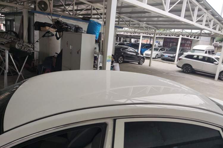 Used Dongfeng Aeolus E70 2023 PRO Comfort Edition Roof