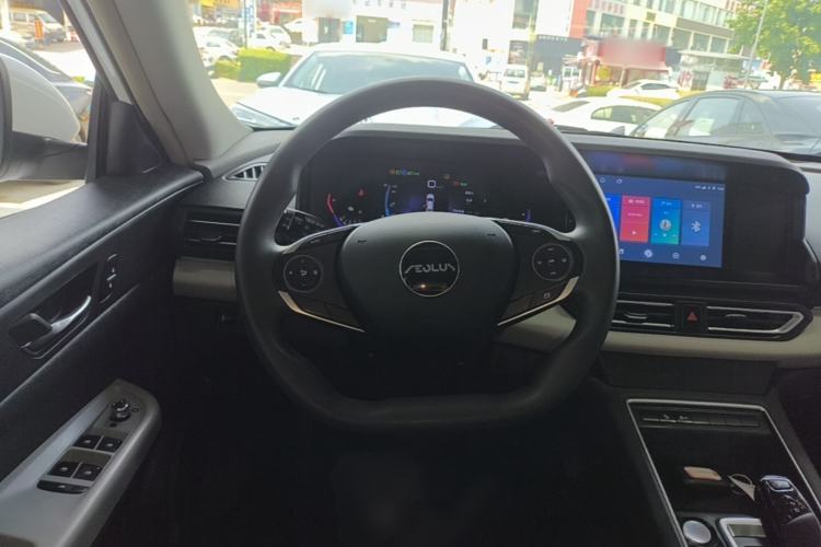 Used Dongfeng Aeolus E70 2023 400H Battery-Swap Rental Version Steering Wheel
