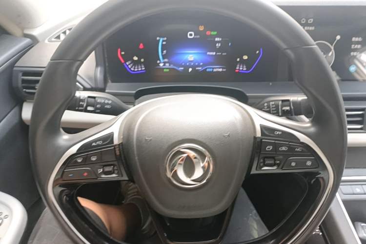 Used Dongfeng Aeolus E70 2023 360H Battery-Swap Version Steering Wheel