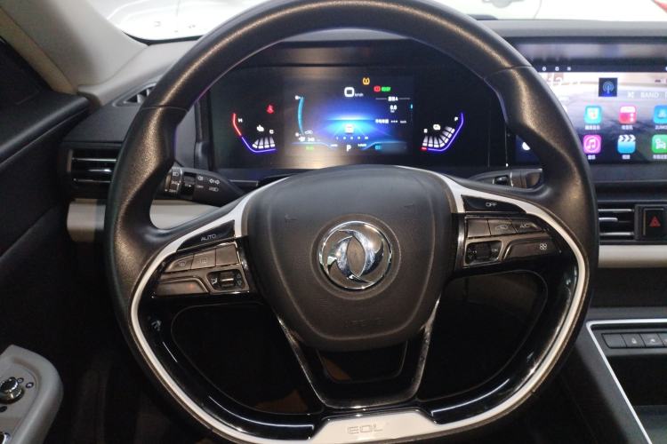 Used Dongfeng Aeolus E70 2023 500 Smart Edition Lithium Iron Phosphate 48.6 kWh 120 kW Steering Wheel