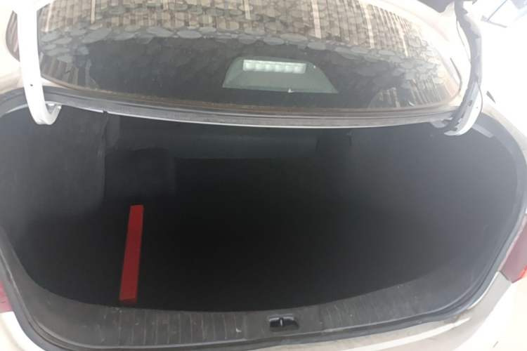 Used Dongfeng Aeolus E70 2023 360H Battery-Swap Version Trunk
