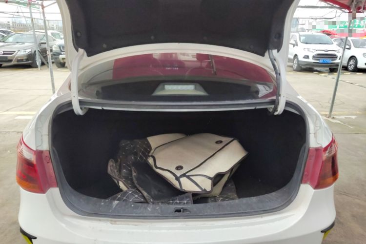 Used Dongfeng Aeolus E70 2023 Revised PRO Smart Drive Version Trunk