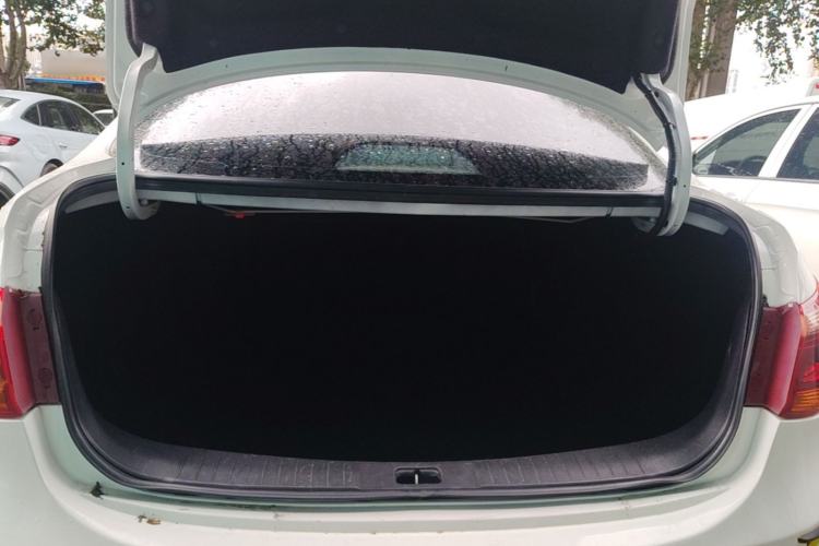 Used Dongfeng Aeolus E70 2023 Revised PRO Smart Drive Version Trunk