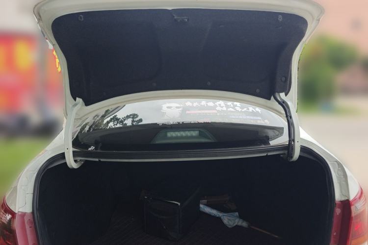 Used Dongfeng Aeolus E70 2023 Revised PRO Smart Drive Version Trunk