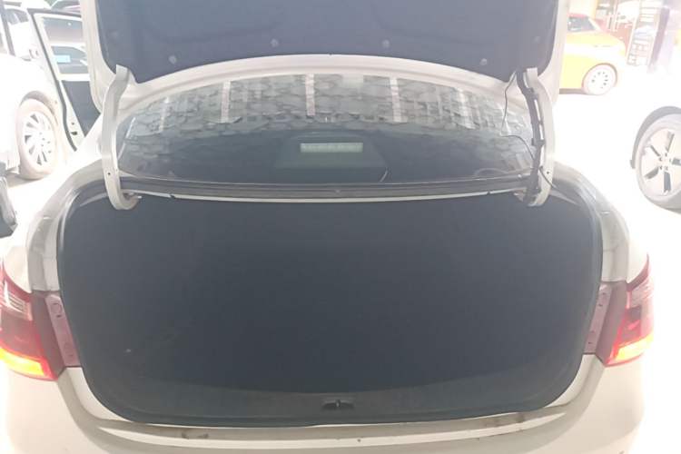 Used Dongfeng Aeolus E70 2023 360H Battery-Swap Version Trunk