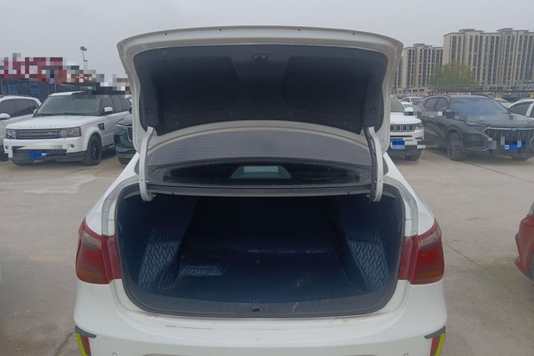 Used Dongfeng Aeolus E70 2023 PRO Smart Drive Edition Trunk
