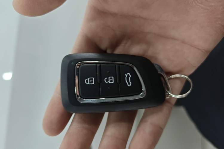 Used Dongfeng Aeolus E70 2023 PRO Comfort Edition Vehicle Key
