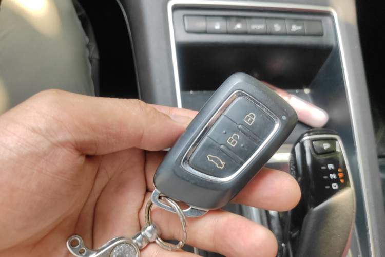 Used Dongfeng Aeolus E70 2023 PRO Comfort Edition Vehicle Key