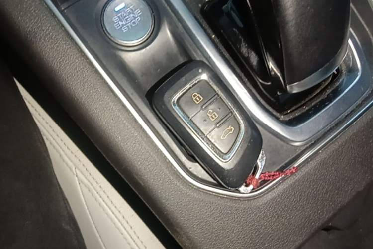 Used Dongfeng Aeolus E70 2023 Revised PRO Smart Drive Version Vehicle Key