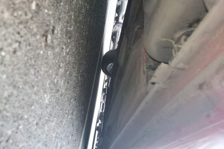 Used Dongfeng Aeolus H30 2010 1.6L Automatic Prestige Edition Chassis Rear Right