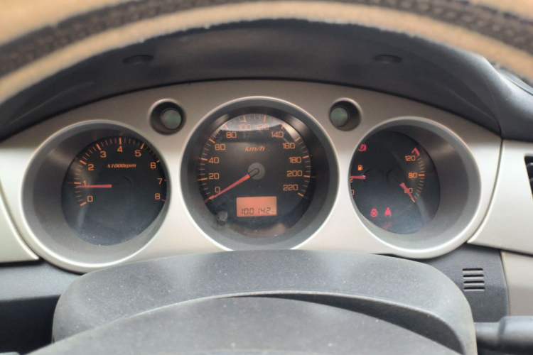 Used Dongfeng Aeolus H30 2010 1.6L Manual Luxury Version Instrument Cluster