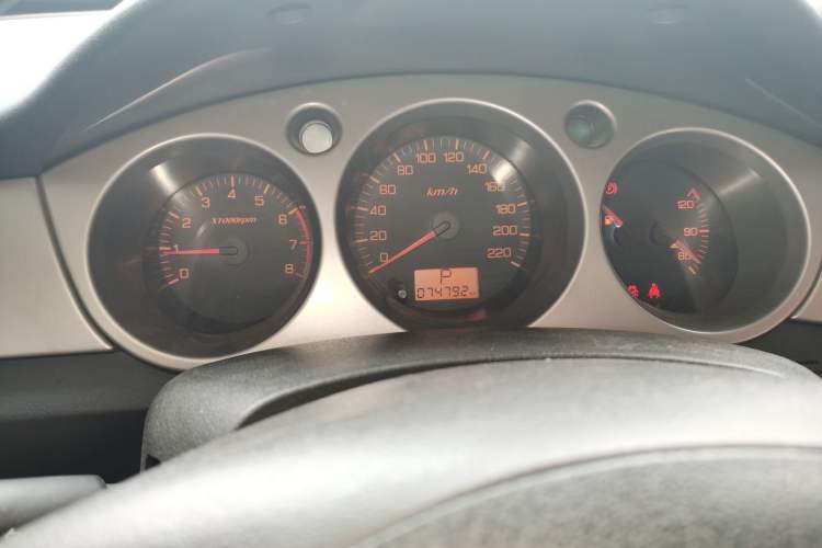 Used Dongfeng Aeolus H30 2010 1.6L Automatic Prestige Edition Instrument Cluster
