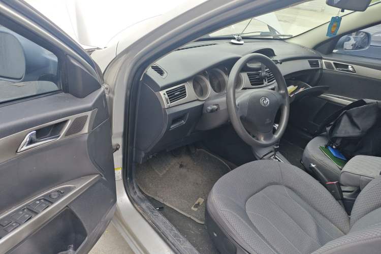 Used Dongfeng Aeolus H30 2010 1.6L Automatic ZunYa Trim Driver Seat
