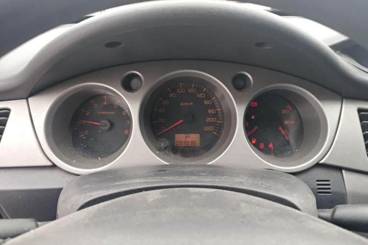 Used Dongfeng Aeolus H30 2010 1.6L Automatic ZunYa Trim Instrument Cluster