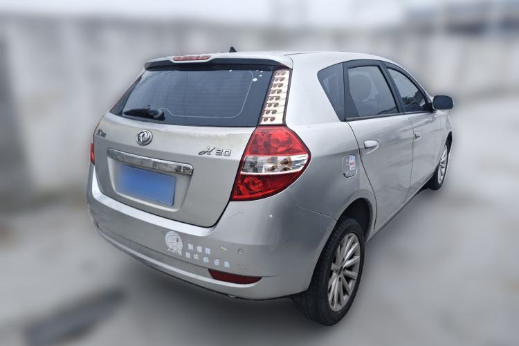 Used Dongfeng Aeolus H30 2010 1.6L Automatic ZunYa Trim Rear Right 45 Deg
