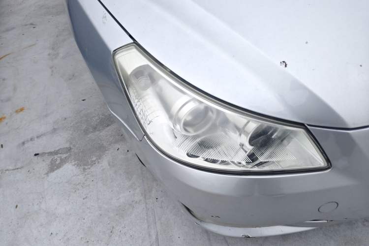 Used Dongfeng Aeolus H30 2010 1.6L Automatic ZunYa Trim Right Front Headlight