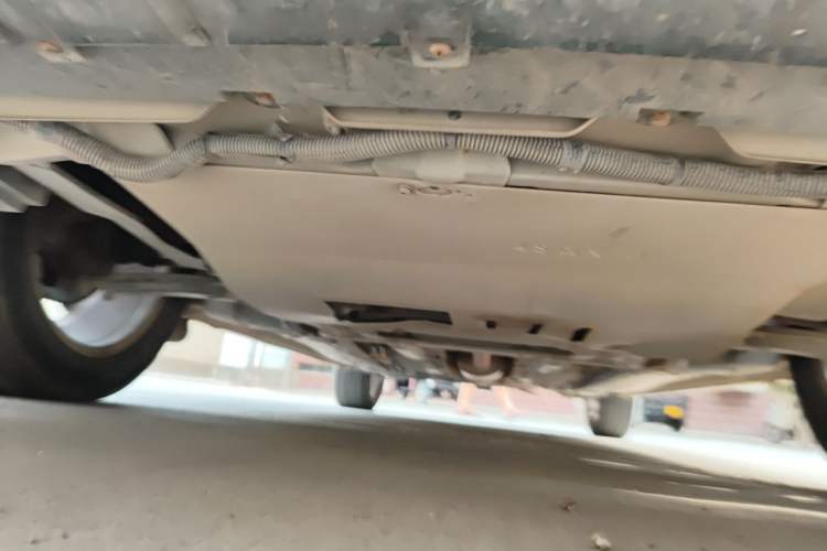 Used Dongfeng Aeolus H30 2011 CROSS 1.6L Manual Zunyi Model Chassis Front