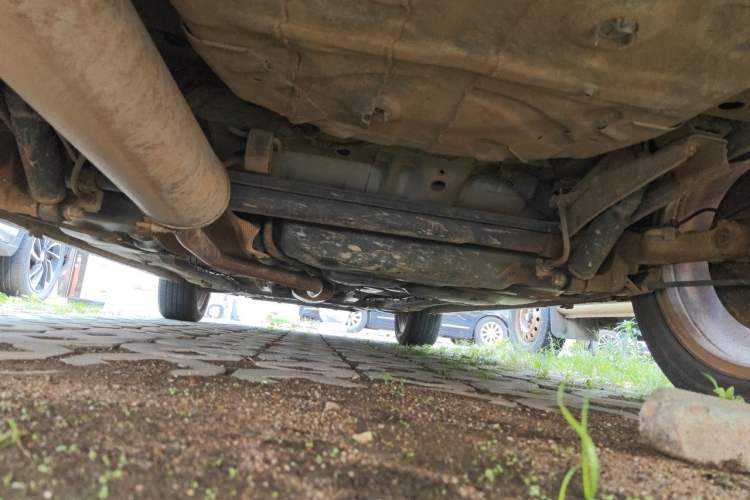 Used Dongfeng Aeolus H30 2011 CROSS 1.6L Manual Zunyi Model Chassis Rear
