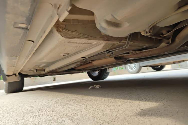 Used Dongfeng Aeolus H30 2011 CROSS 1.6L Manual Zunyi Model Chassis Rear Left