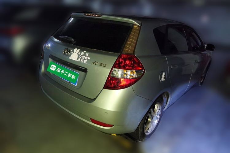 Used Dongfeng Aeolus H30 2011 1.6L Manual Zunya Model Rear Right 45 Deg
