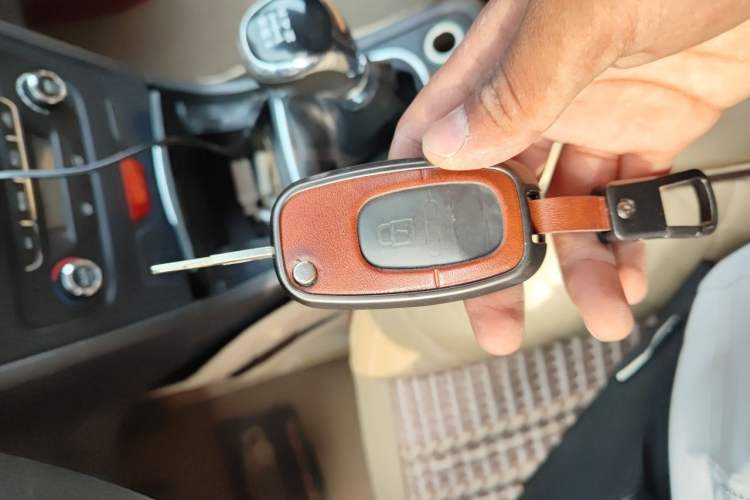 Used Dongfeng Aeolus H30 2011 CROSS 1.6L Manual Zunyi Model Vehicle Key