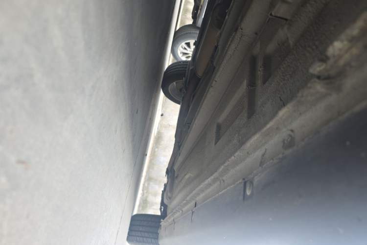 Used Dongfeng Aeolus H30 2011 CROSS 1.6L Manual Zunyi Model Chassis Front Left