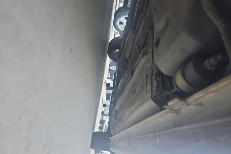 Used Dongfeng Aeolus H30 2011 CROSS 1.6L Manual Zunyi Model Chassis Rear Right