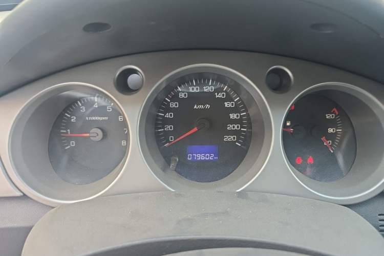 Used Dongfeng Aeolus H30 2011 CROSS 1.6L Manual Zunyi Model Instrument Cluster