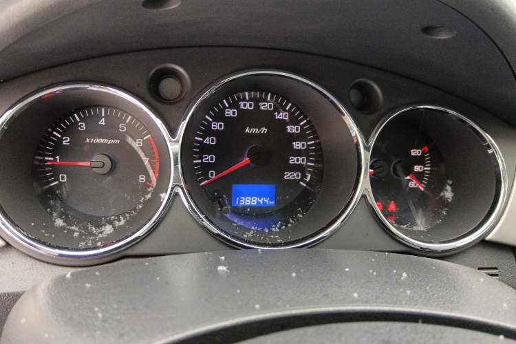 Used Dongfeng Aeolus H30 2011 CROSS 1.6L Manual Zunyi Model Instrument Cluster