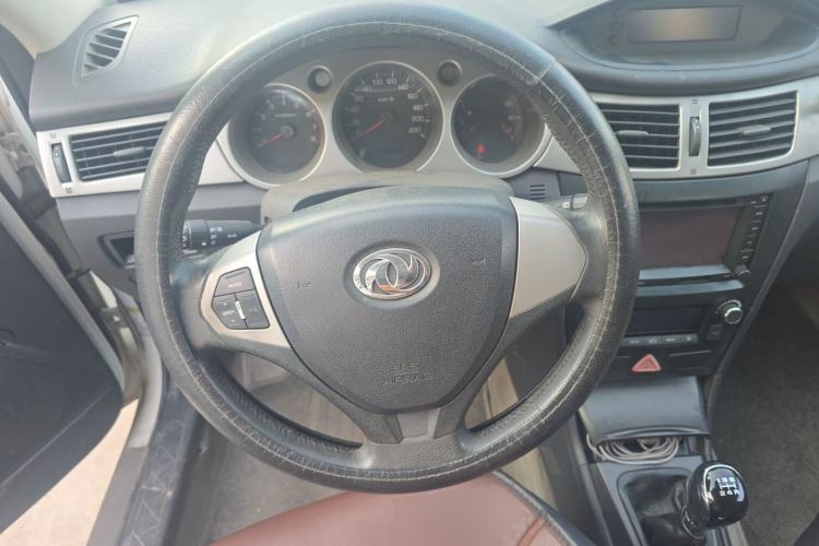 Used Dongfeng Aeolus H30 2011 CROSS 1.6L Manual Zunyi Model Steering Wheel