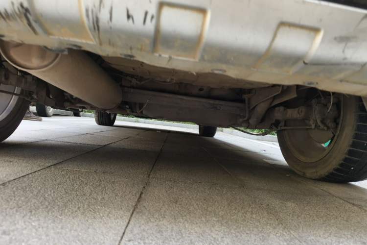 Used Dongfeng Aeolus H30 2012 CROSS 1.6L Manual Luxury Model Chassis Rear